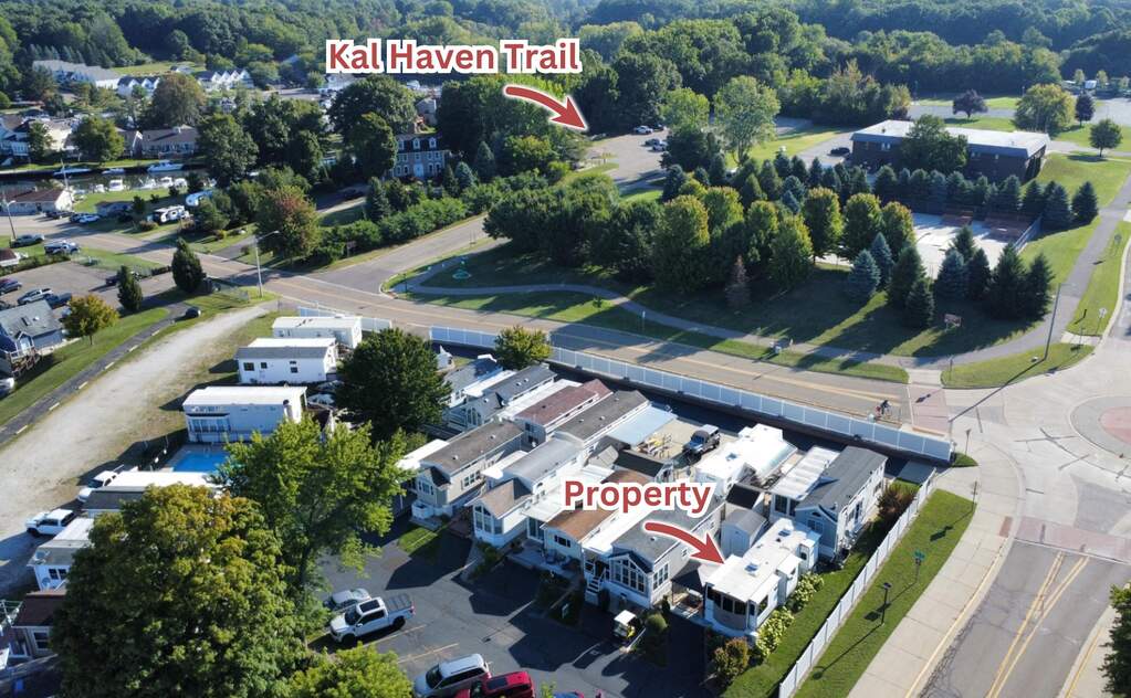 875 E Wells Street #20, South Haven, MI 49090 - View 4