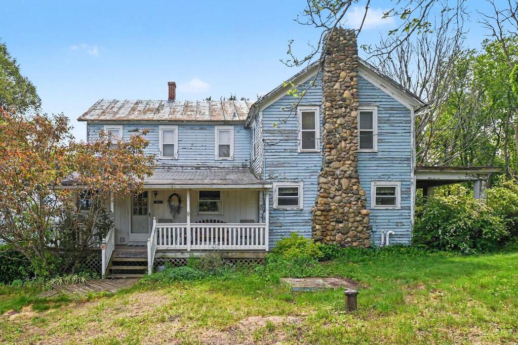 3819 E Bundy Road, Coloma, MI 49038, Coloma