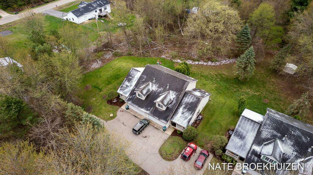 8824 Lake Michigan Drive, Allendale Twp, MI 49401 MLS 71023011534