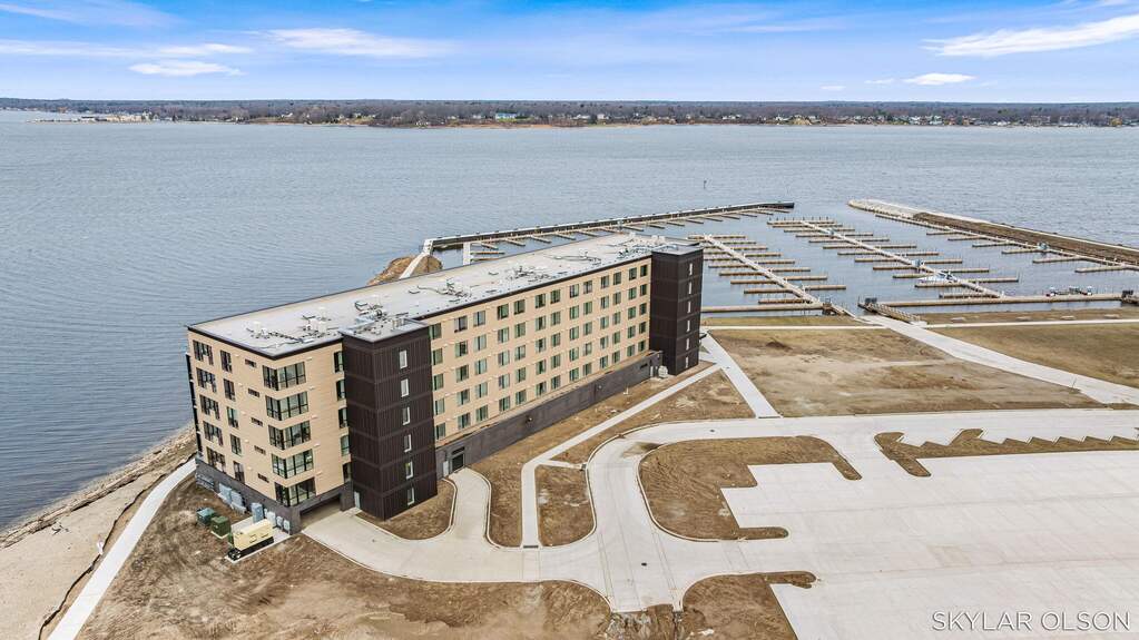 901 Adelaide Circle #406, Muskegon, MI 49441 - View 3