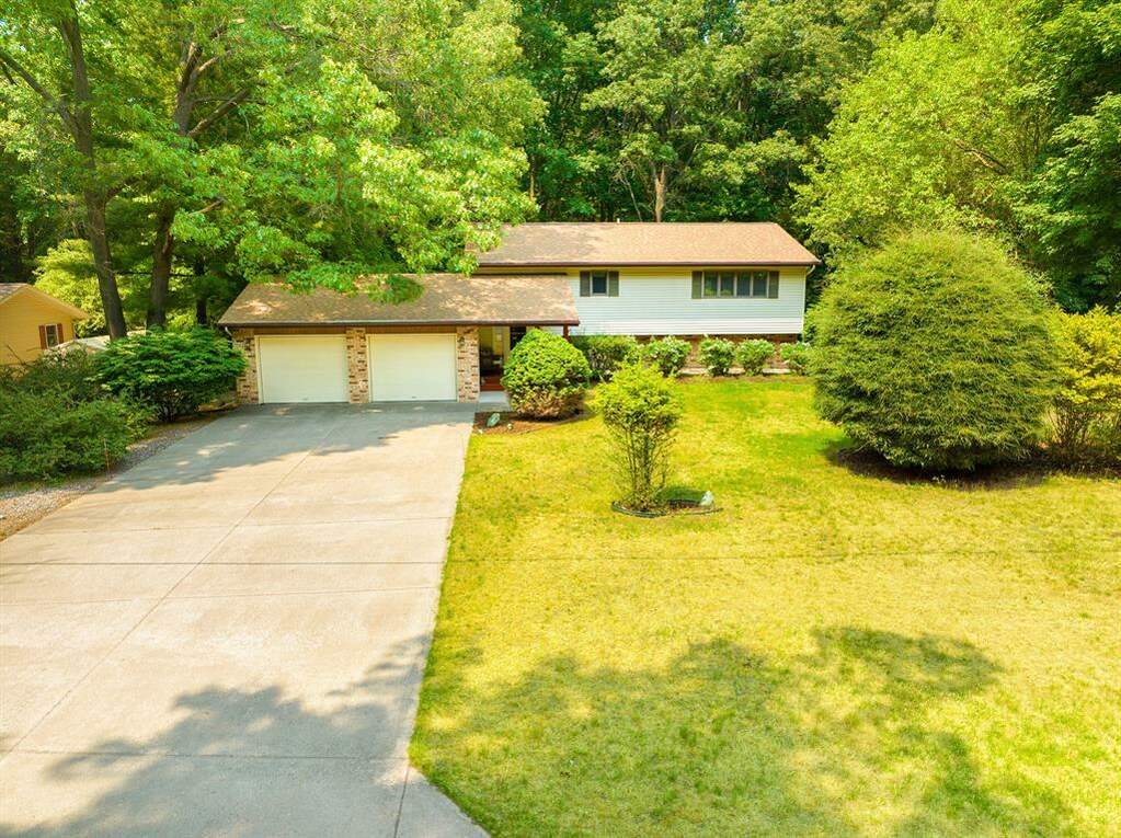 614 E Muskegon Avenue, Whitehall, MI 49461 MLS 71023019351