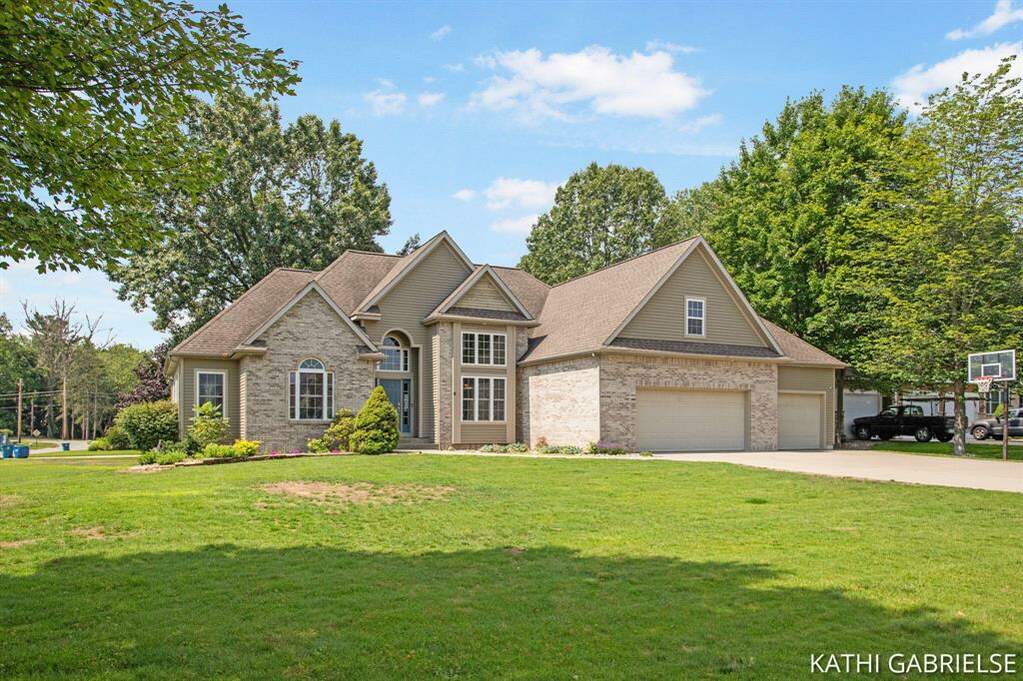 16230 Grand Point Court, Grand Haven Twp, MI 49417 MLS 71023025308