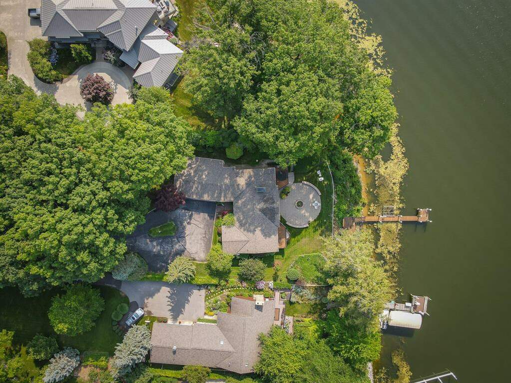 16000 Highland Drive, Spring Lake Twp, MI 49456 MLS 71023025309