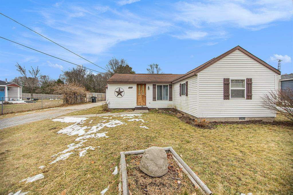 1006 N Green Creek Road, Laketon Twp, MI 49445 MLS 71023144507 properties SE Michigan