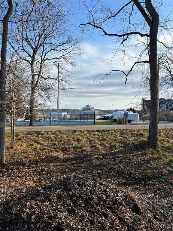 10 Park Street, Saugatuck, MI 49453 MLS 71023144630 properties SE