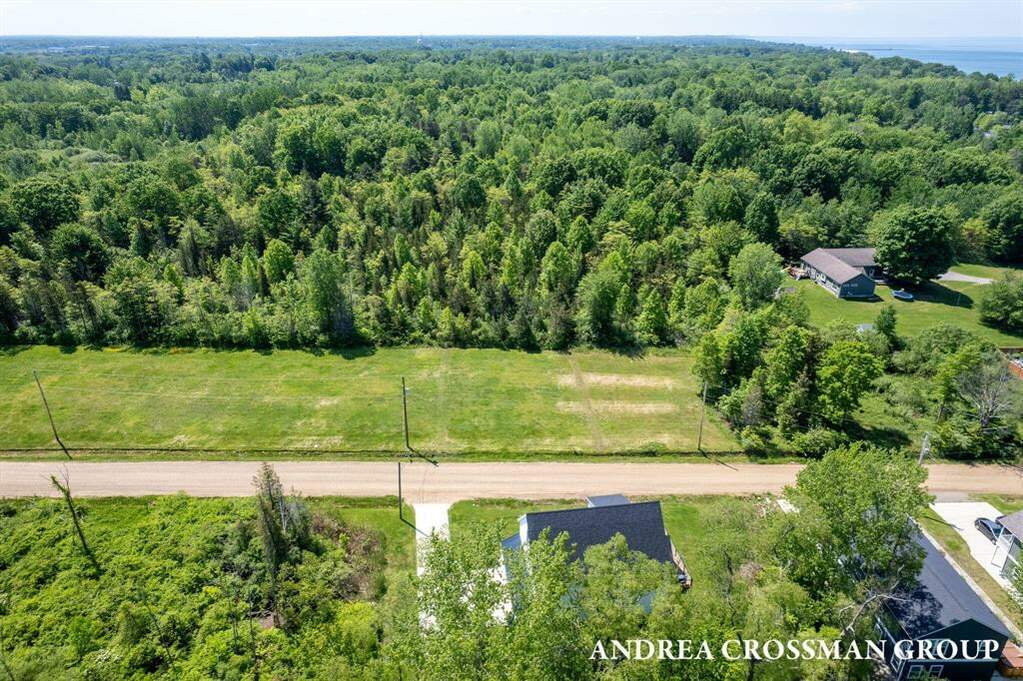 0 Beachview Drive, Casco Twp, MI 49090 MLS 71024026340 properties