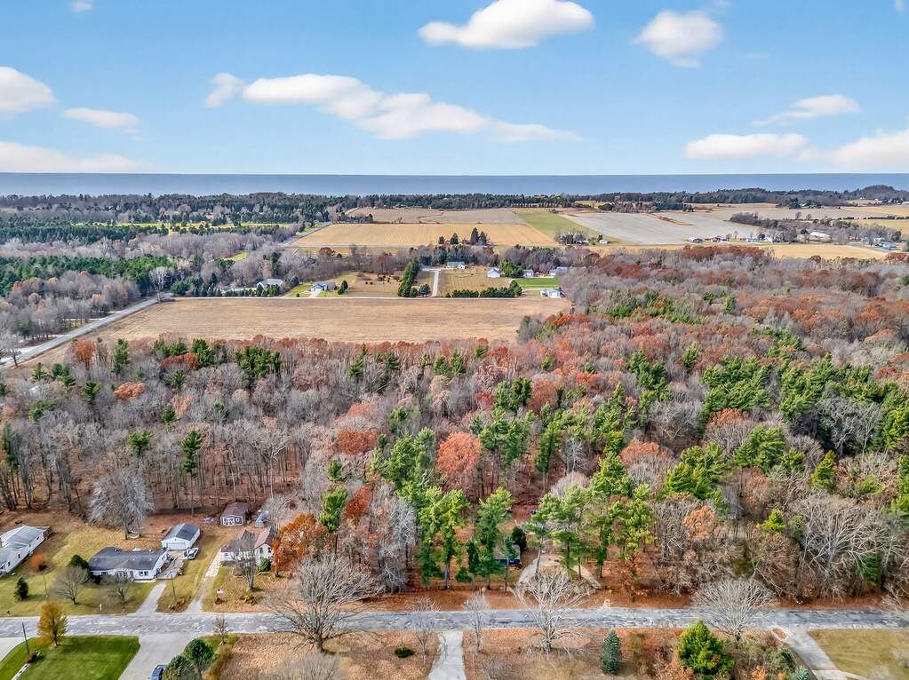 8735 Indian Bay Road, Montague, MI 49437 | MLS# 71025059800 ...