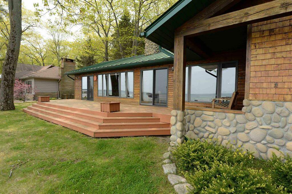 157 S Huron, Sims Twp, MI 48703 MLS 77080006753 properties REMI