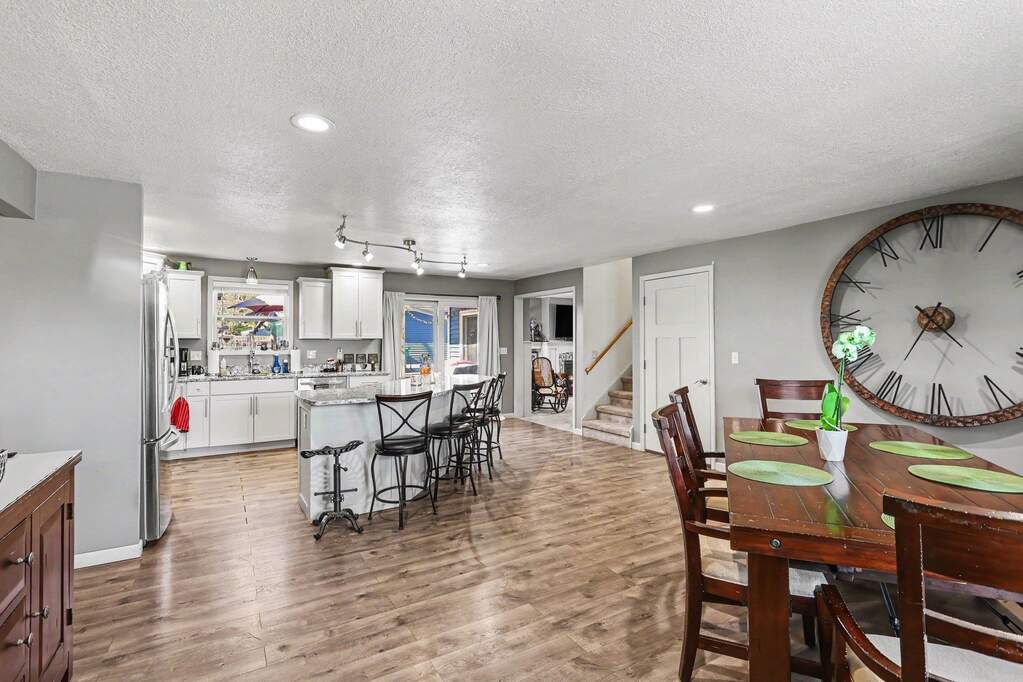 902 W 1st Street, Tawas City, MI 48763 - View 4