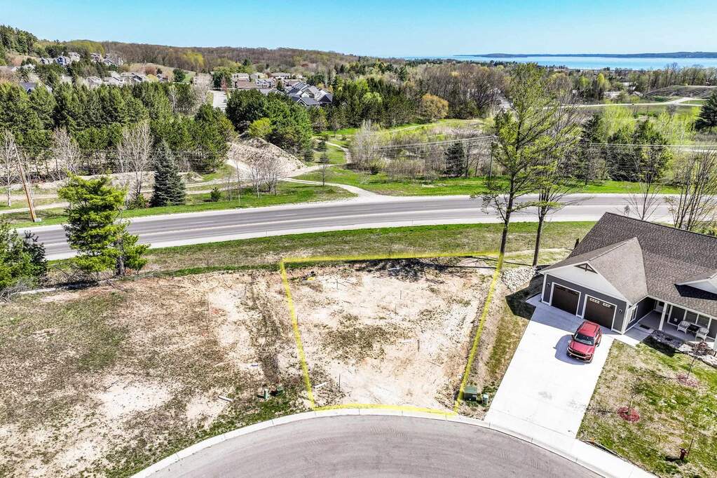 13956 S Winding Trail, Traverse City, MI 49686 - View 2