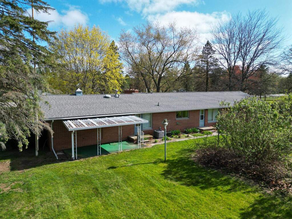 8670 E Pickard Road, Mt Pleasant, MI 48858 - View 3