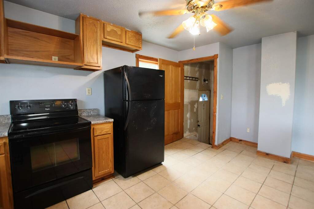 211 N Forest Street, Waupun, WI 53963 MLS 393264 properties SE Wisconsin