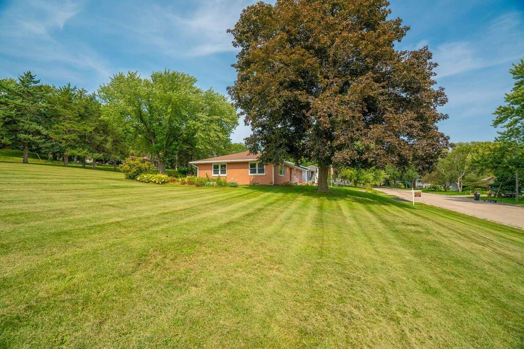 1000 Riverview Drive, Stoughton, WI 53589 MLS 1957253 properties