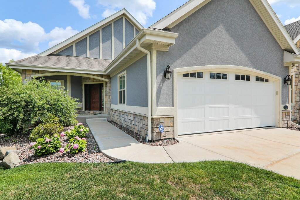 10 Greenside Circle 10, Verona, WI 53593 MLS 1960040 properties