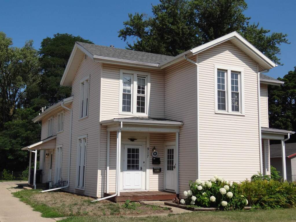 917 Milton Avenue, Janesville, WI 53545 MLS 1960406 properties SE
