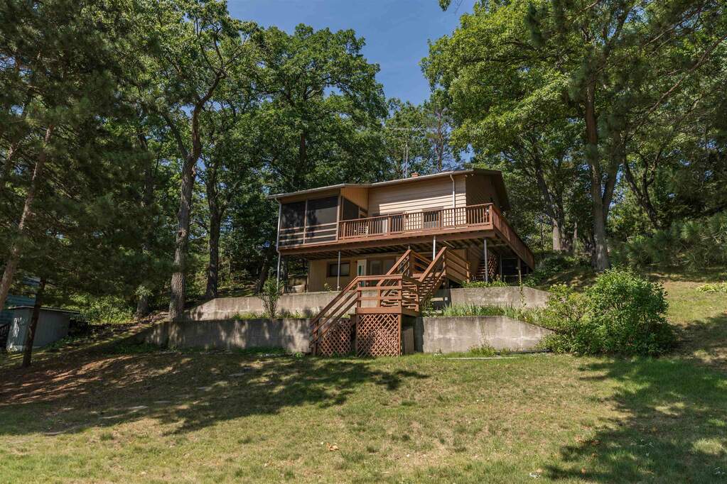 N190 Czech Drive, Coloma, WI 54930 MLS 1961038 properties SE