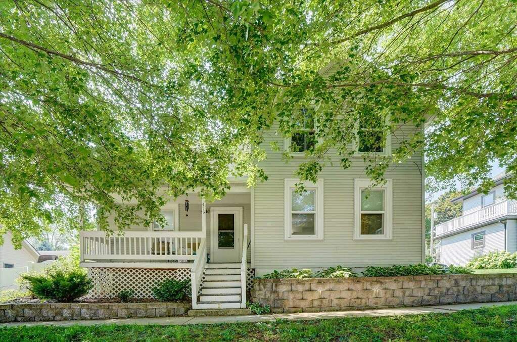 413 5th Avenue, New Glarus, WI 53574 MLS 1961330 properties SE