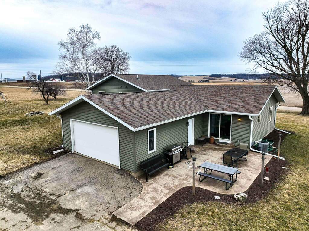 6796 Breunig Road, Mazomanie, WI 53560 MLS 1963372 properties SE