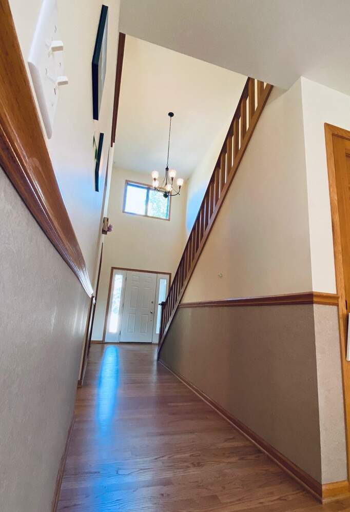 3018 Bosshard Drive, Fitchburg, WI 53711 MLS 1963648 properties