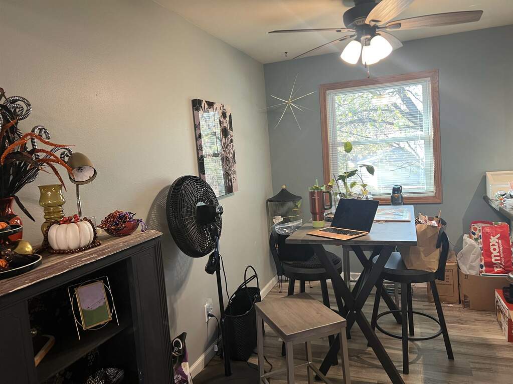 20222024 Ellen Avenue, Madison, WI 53575 MLS 1965909 properties SE Wisconsin