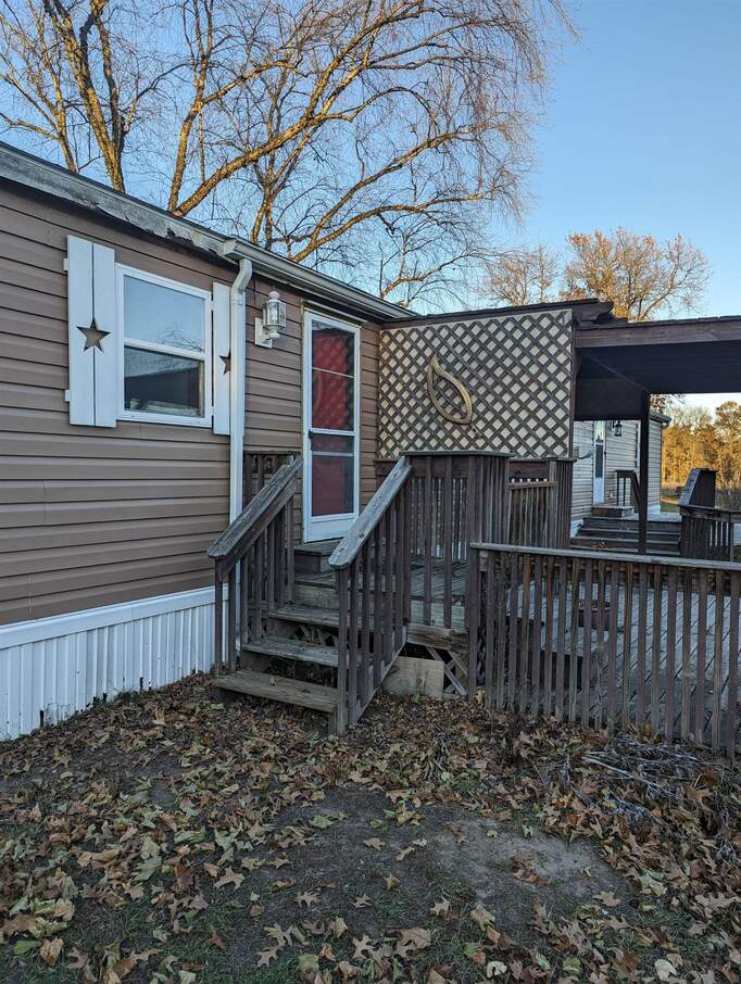 319 New Lisbon Estates E, New Lisbon, WI 53950 MLS 1967740