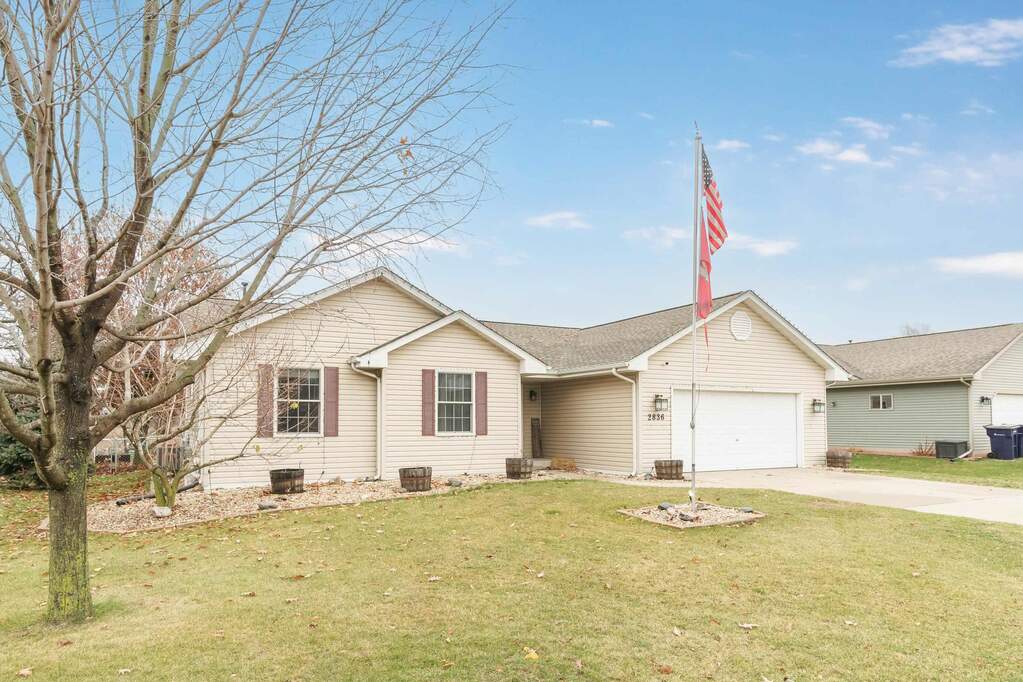 2836 Regent Street, Janesville, WI 53546 MLS 1967792 properties