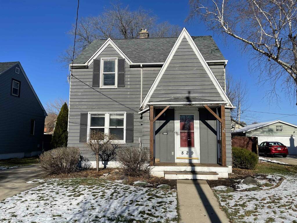 829 Blaine Avenue, Janesville, WI 53545 MLS 1967898 properties SE