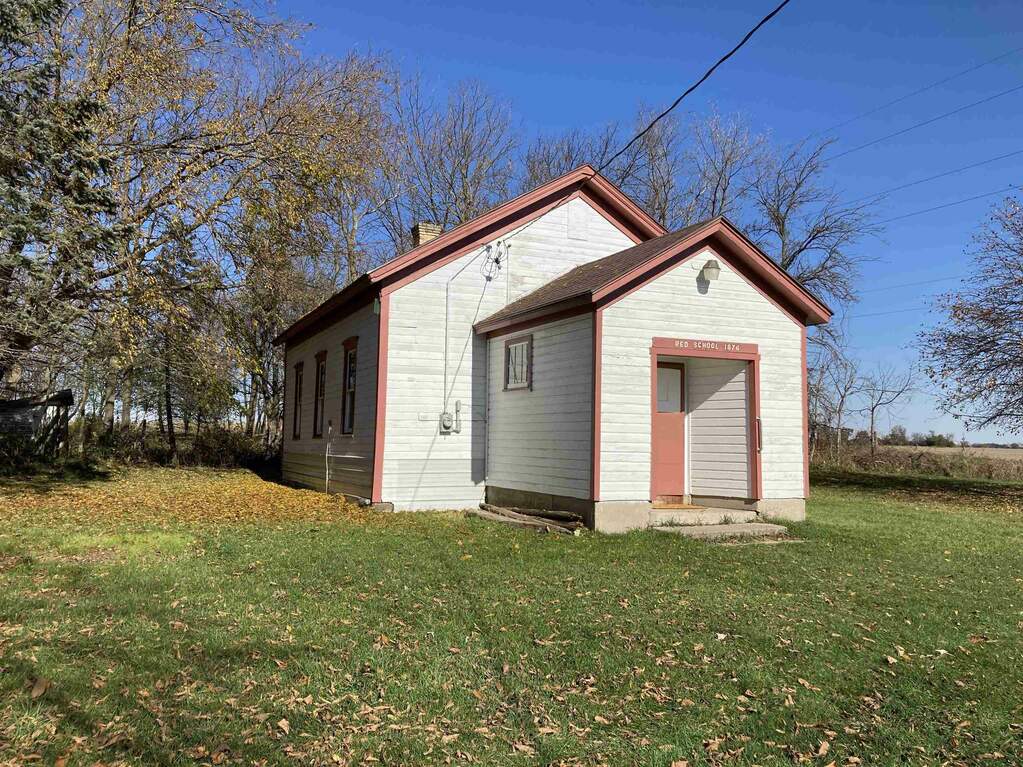 W8304 Peters Road, Sharon, WI 53585 MLS 1967914 properties SE