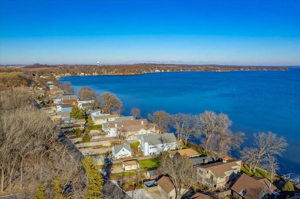 2201 Middleton Beach Road, Middleton, WI 53562 | MLS# 1968351 ...