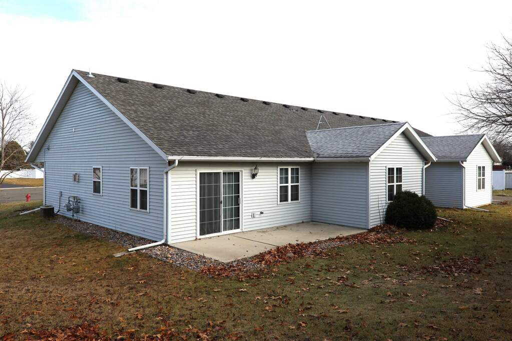 552 Ronald Lee Circle, Rio, WI 53960 MLS 1968860 properties SE