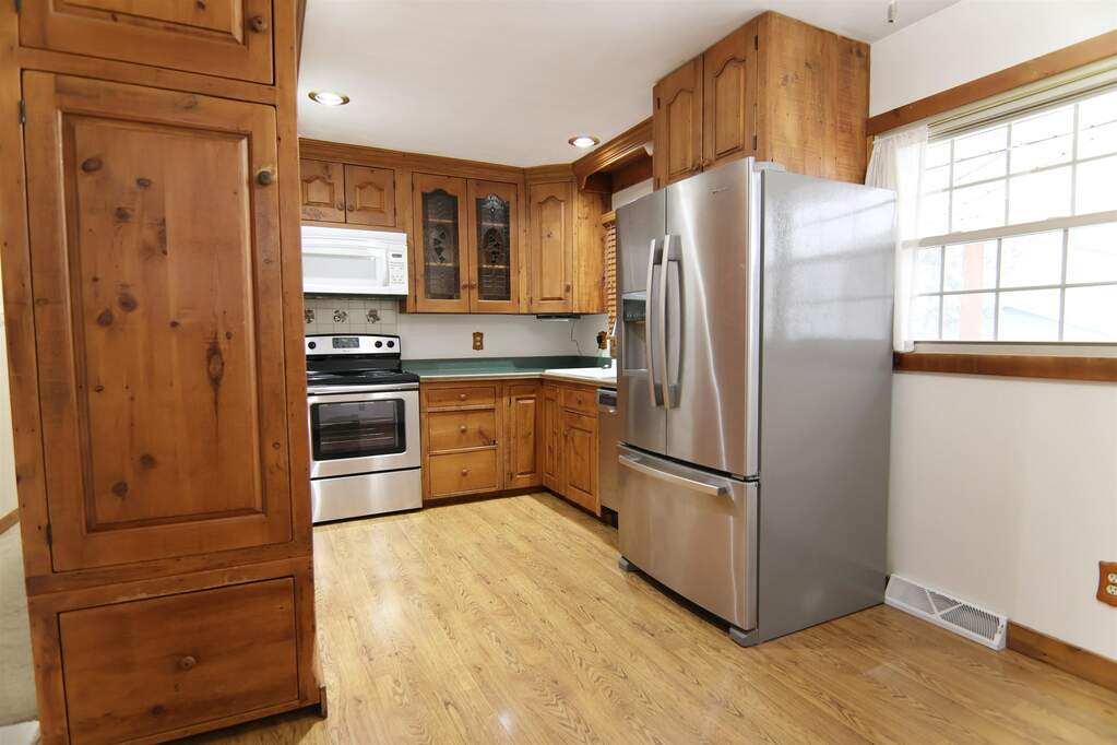 2212 S Willard Avenue, Janesville, WI 53546 MLS 1969110