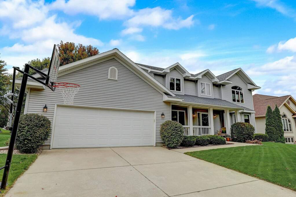 507 Pleasant Valley Parkway, Waunakee, WI 53597 MLS 1969180