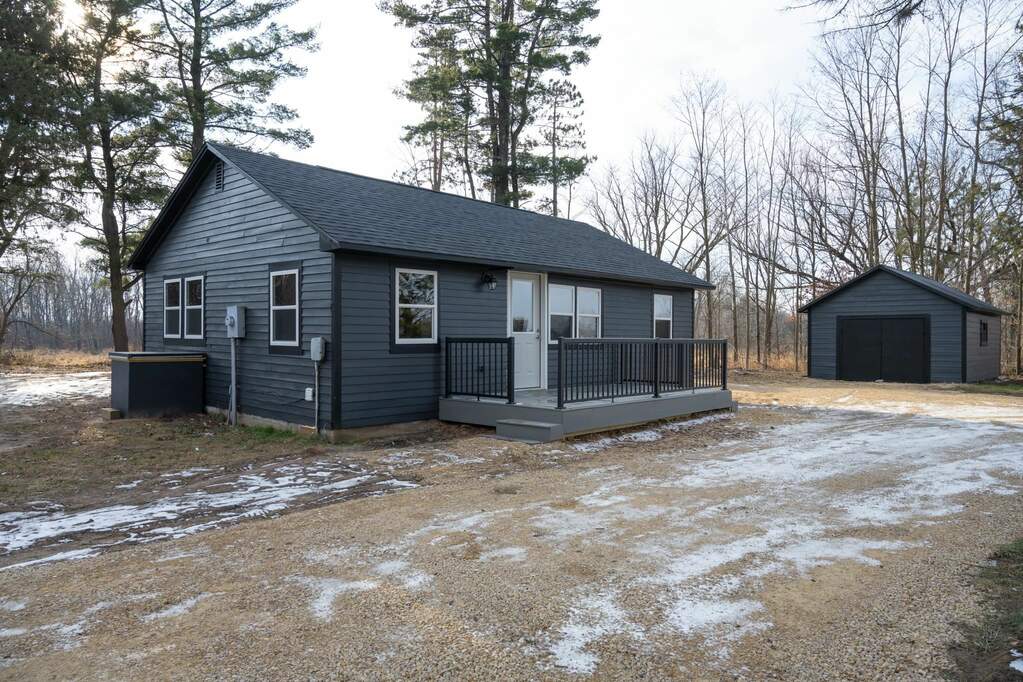 W7641 Welch Prairie Road, New Lisbon, WI 53950 MLS 1969283