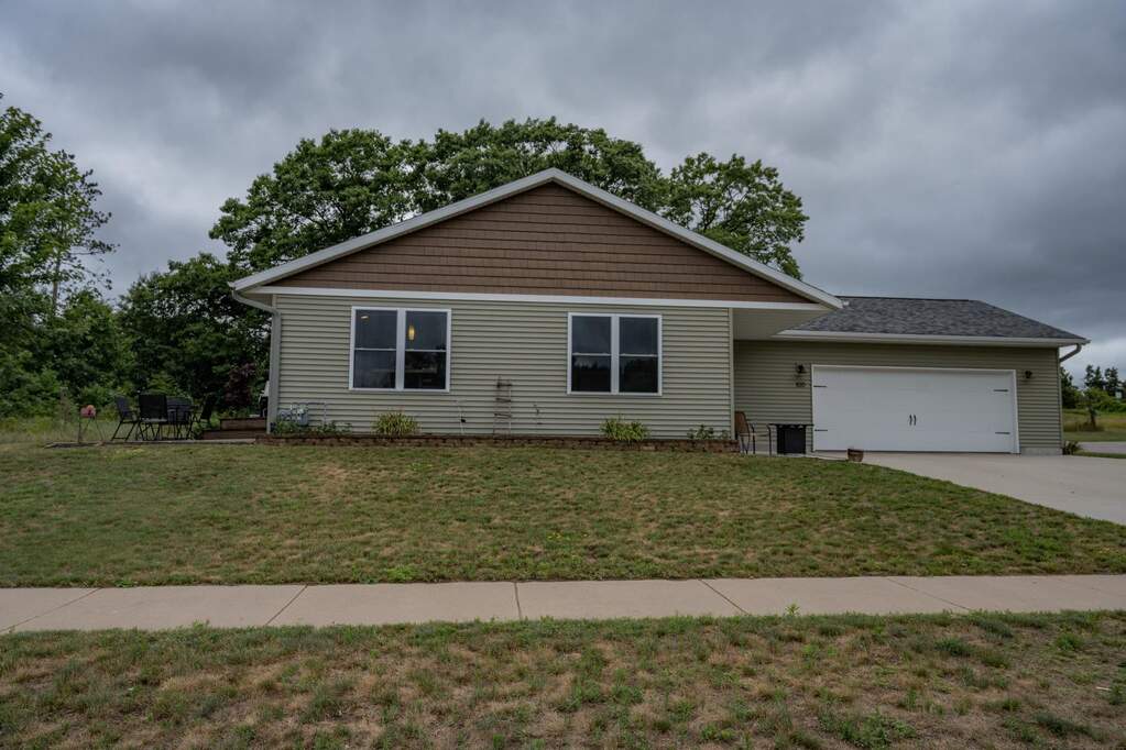 100 Donyell Drive, Camp Douglas, WI 54618 MLS 1969595 properties