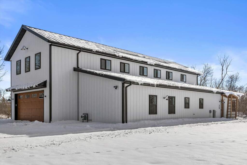 39 S Emmertsen Road, Racine, WI 53406 MLS 1969836 properties SE Wisconsin