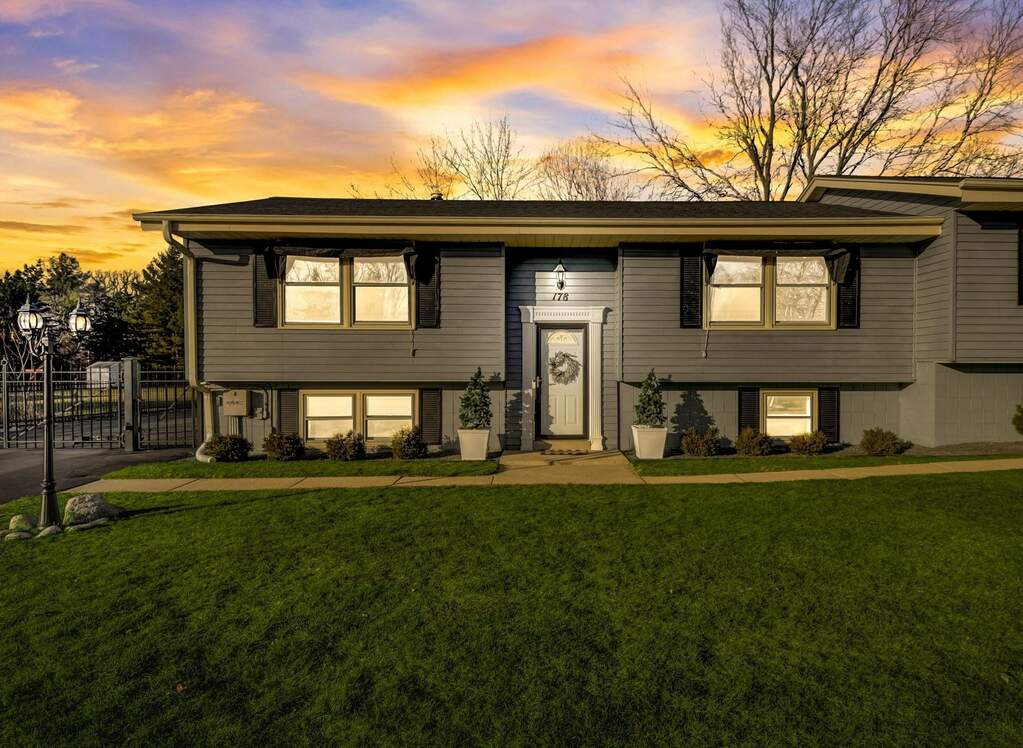 178 W Pembroke Way, Wales, WI 53183 MLS 1971269 properties SE