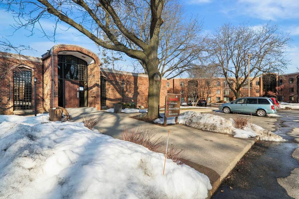 6302 Mineral Point Road 308, Madison, WI 53705 MLS 1972204