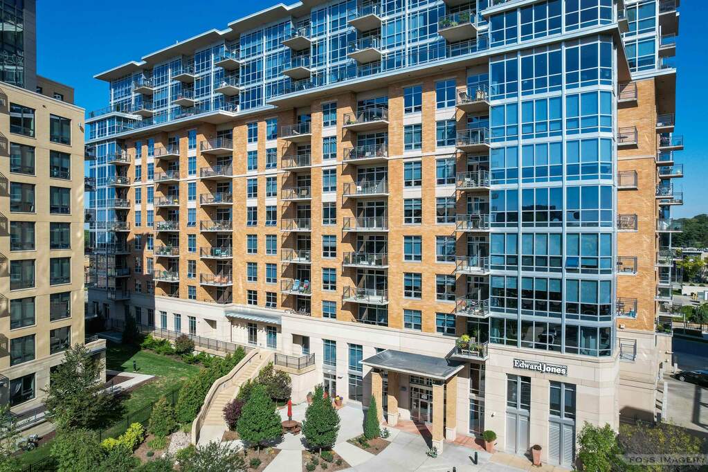 625 N Segoe Road 603, Madison, WI 53705 MLS 1972794 properties