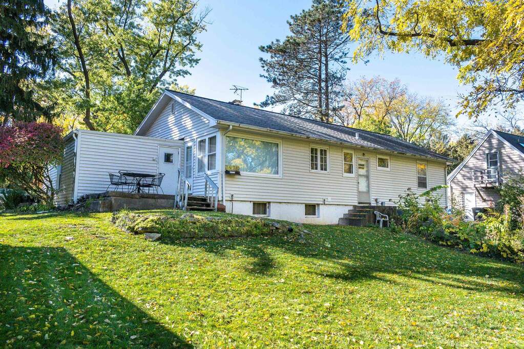 919 University Bay Drive, Madison, WI 53705 MLS 1973337