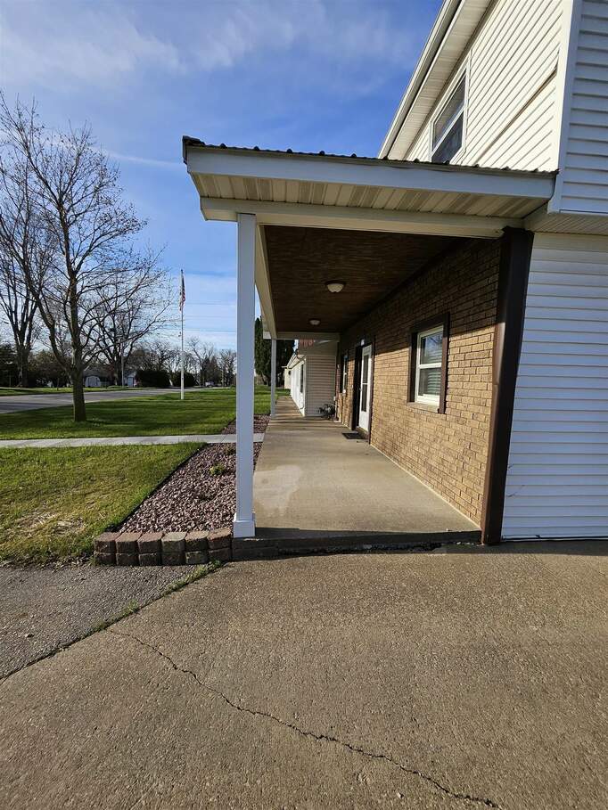 550 Western Avenue, Platteville, WI 53818 MLS 1974972 properties