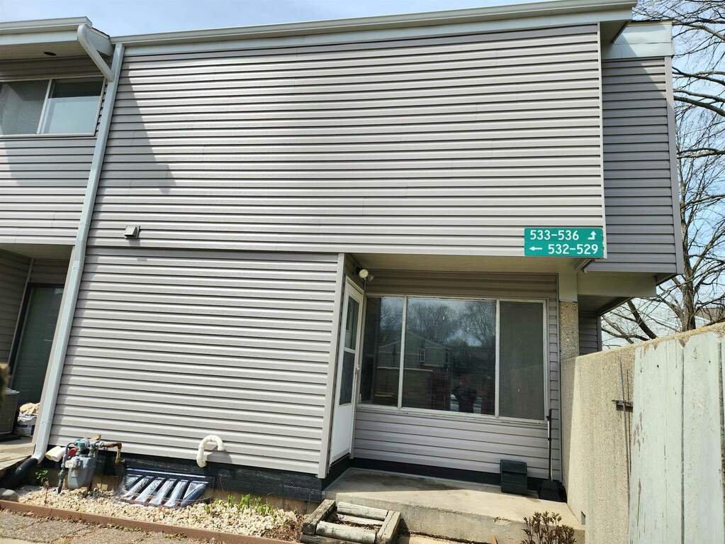 529 East Bluff, Madison, WI 53704 MLS 1975662 properties SE Wisconsin