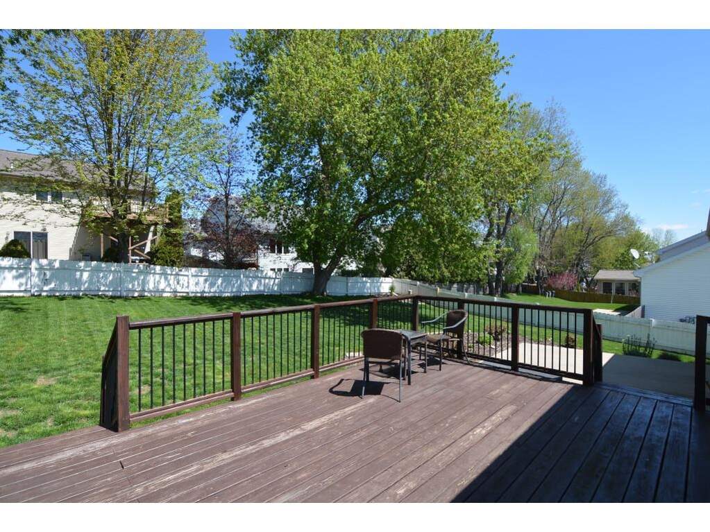 3136 Weybridge Drive, Sun Prairie, WI 53590 MLS 1976071