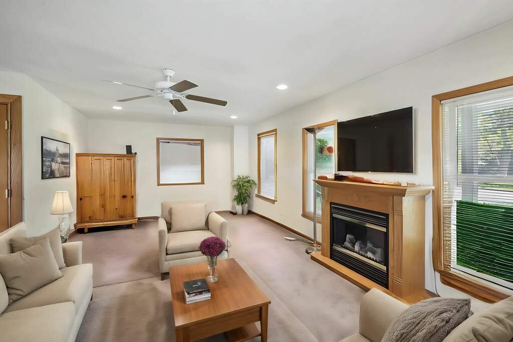 1317 East Street, Baraboo, WI 53913 MLS 1977133 properties SE