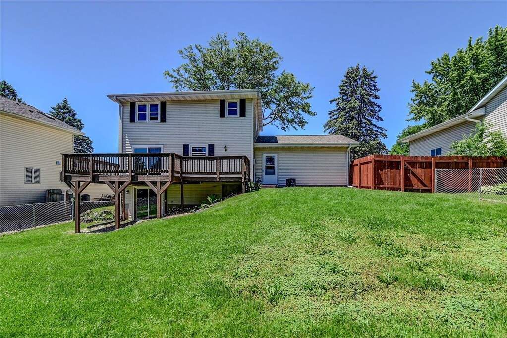 603 Pheasant Court, Lodi, WI 53555 MLS 1977769 properties SE