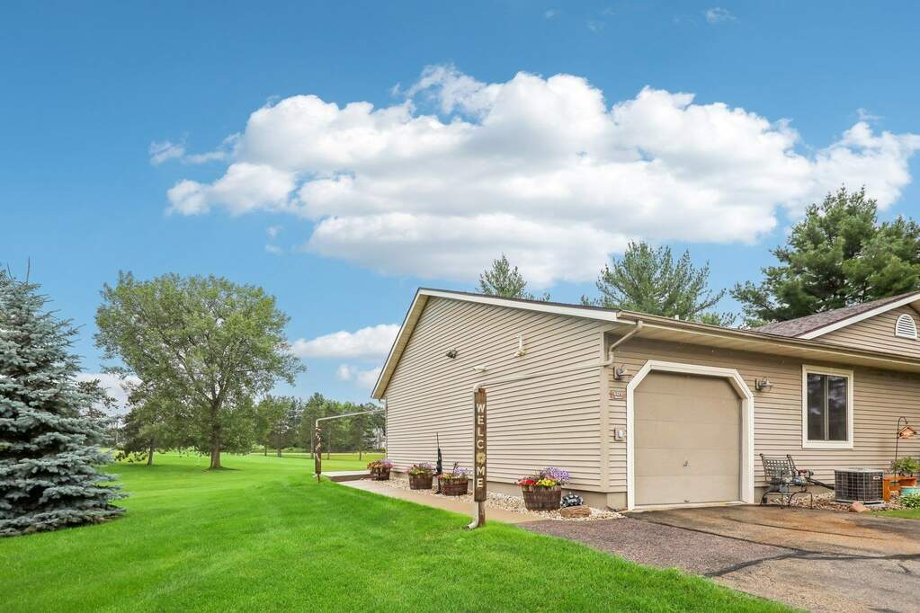 609 Saddle Ridge, Portage, WI 53901 MLS 1980494 properties SE