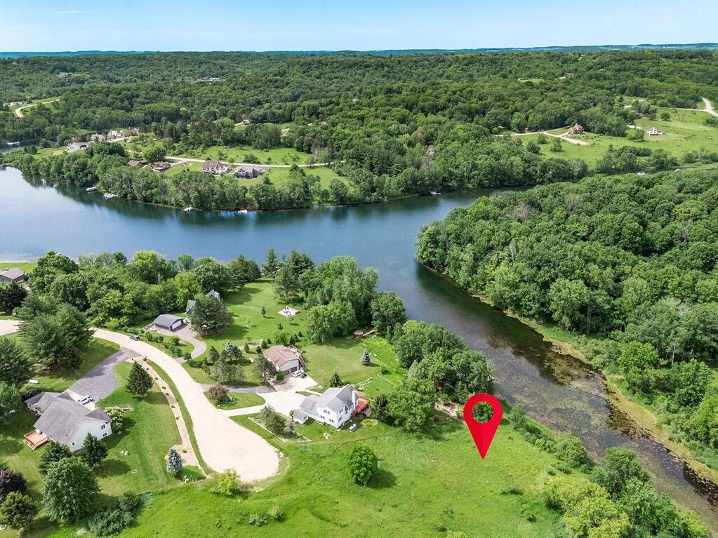 L 553 Windmill Court, La Valle, WI 53941 MLS 1980885 properties