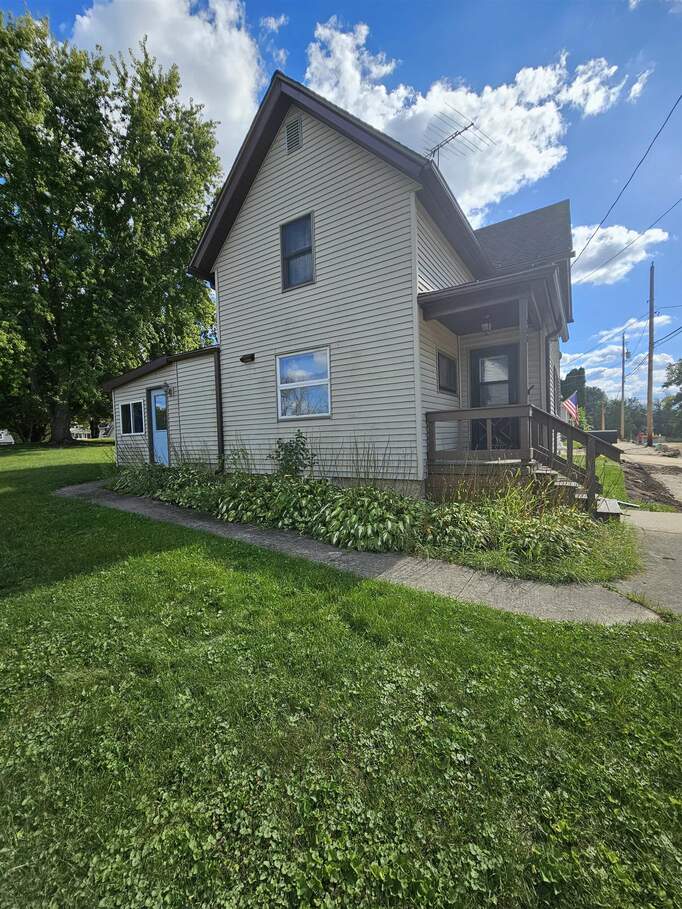 125 S Nebraska Street, Horicon, WI 53032 MLS 1986864 properties