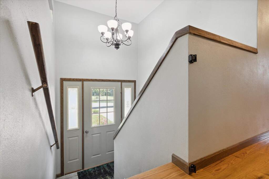 3924 Wilnor Drive, Oregon, WI 53575 MLS 1987652 properties SE