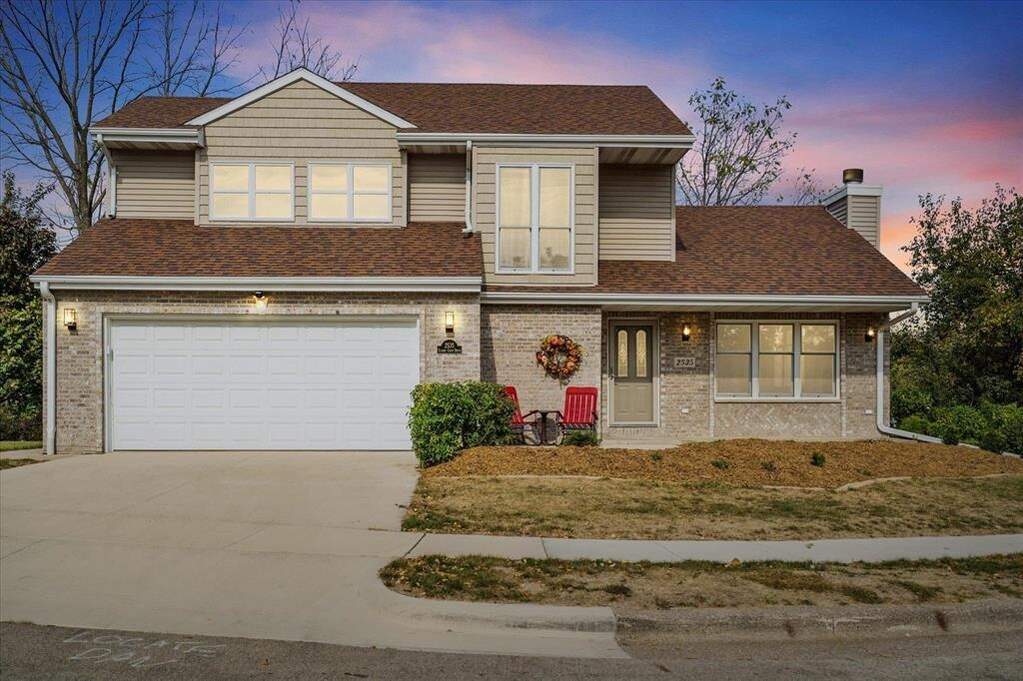 2535 Clarke Crest Drive