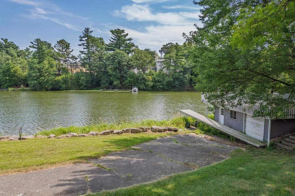 227 Sarrington Street, Wisconsin Dells, WI 53965 - View 2